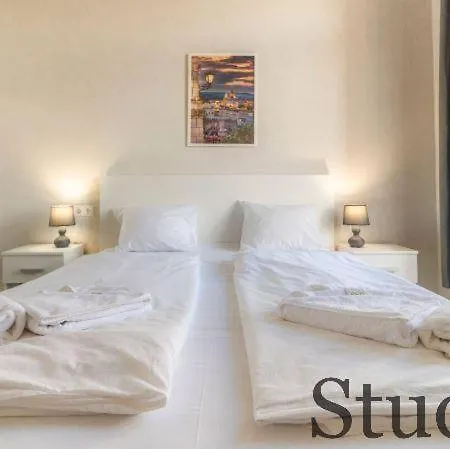 Apartment Panorama *